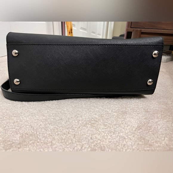 Authentic Michael Kors large Hamilton satchel - Picture 8 of 12